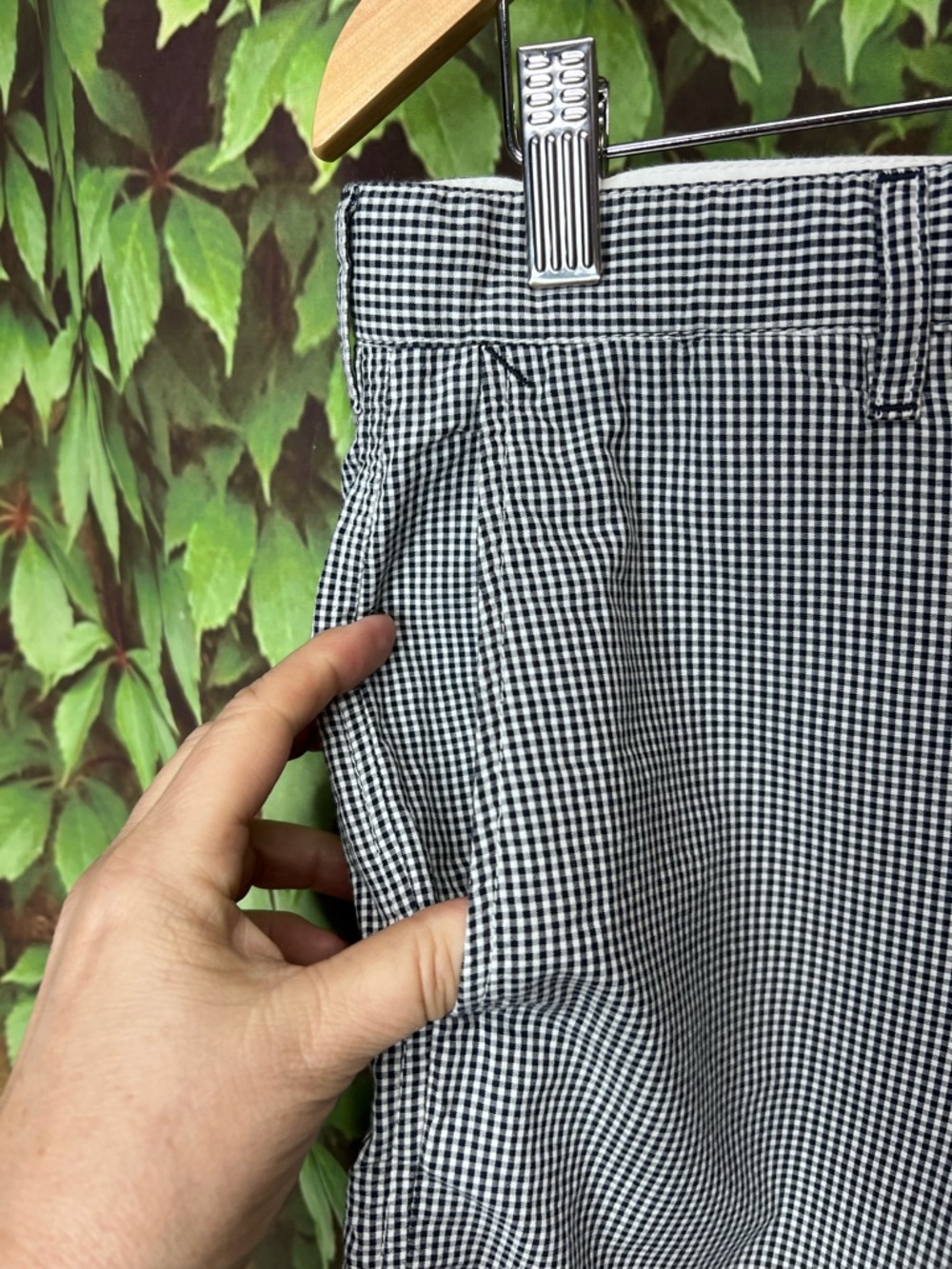 LACOSTE Men's Black and White Gingham Check Preppy Cotton Shorts, 32 - Picture 4 of 9